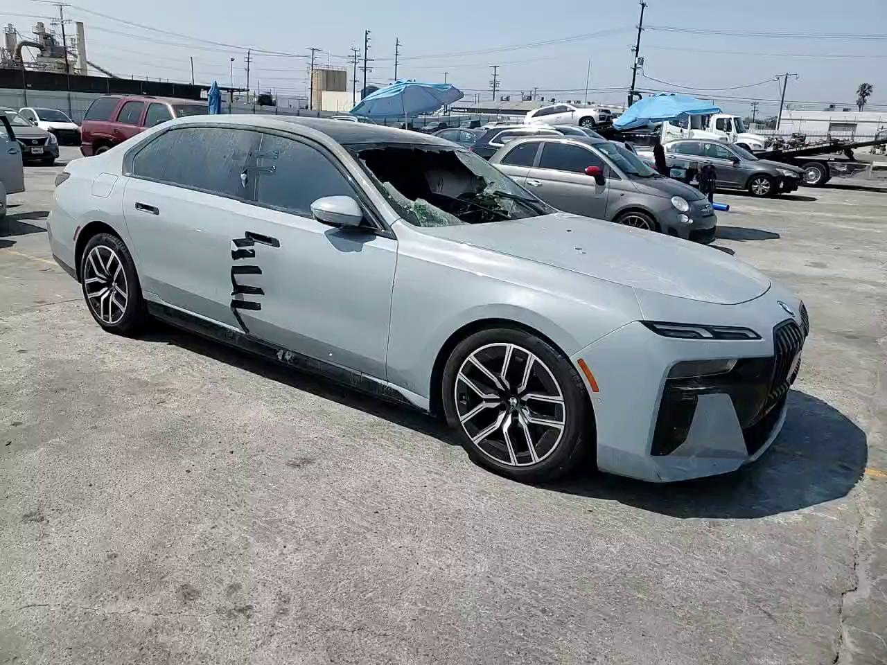 Фото: WBY53EJ04PCN64055