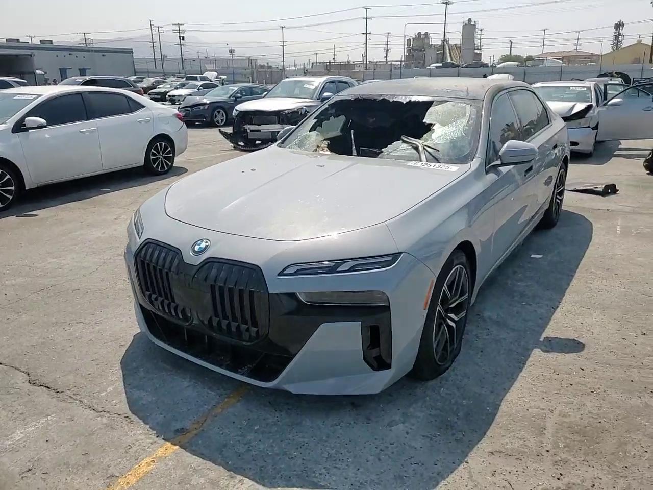 Фото: WBY53EJ04PCN64055