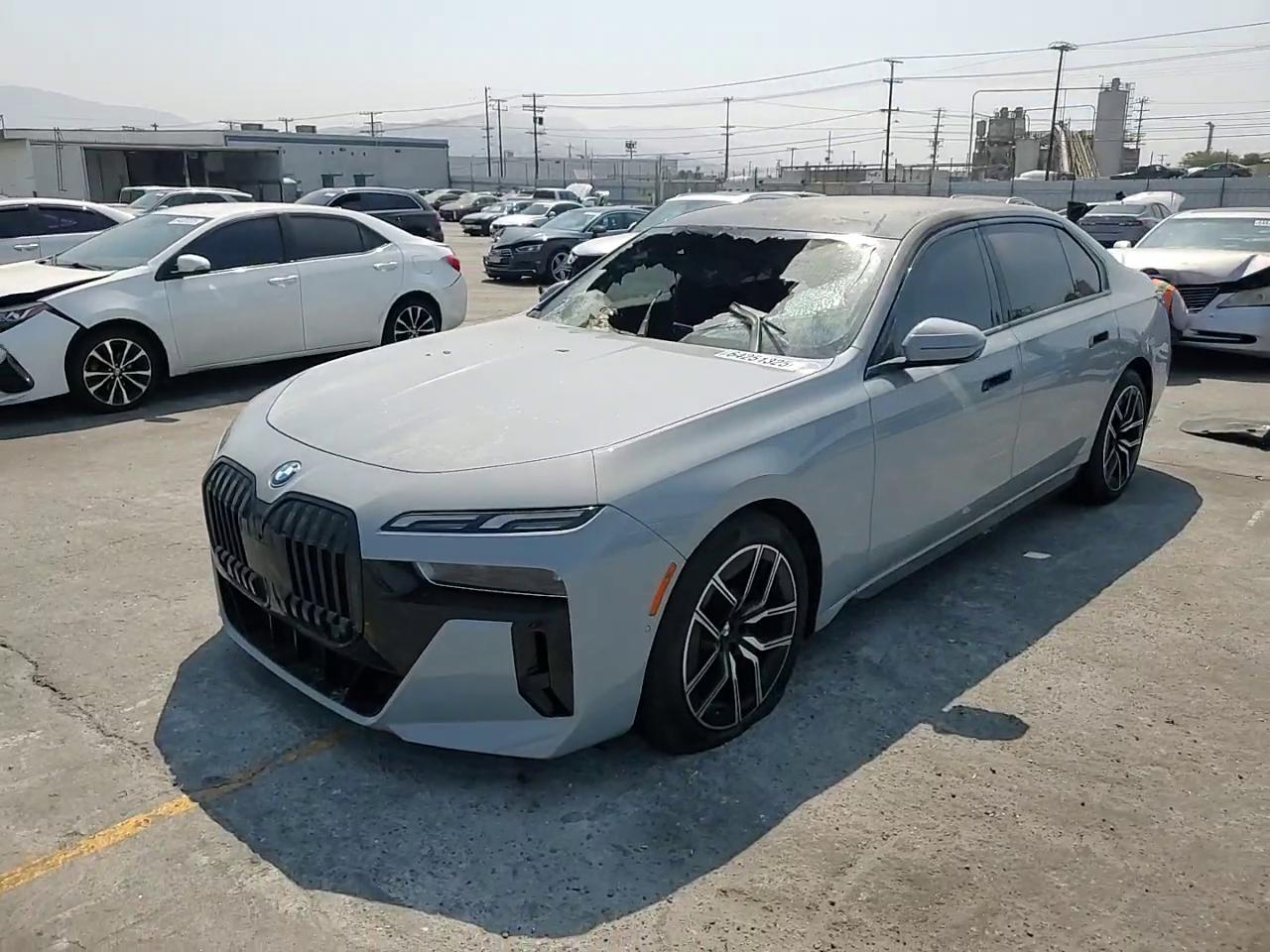 Фото: WBY53EJ04PCN64055