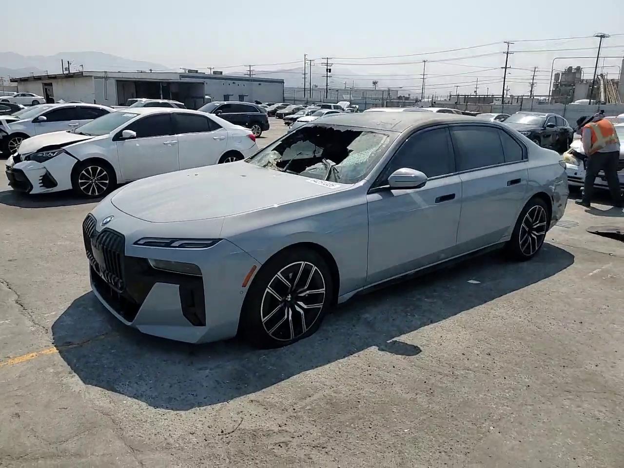 Фото: WBY53EJ04PCN64055