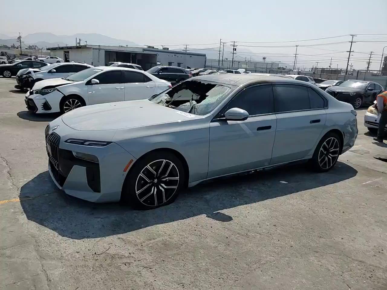 Фото: WBY53EJ04PCN64055