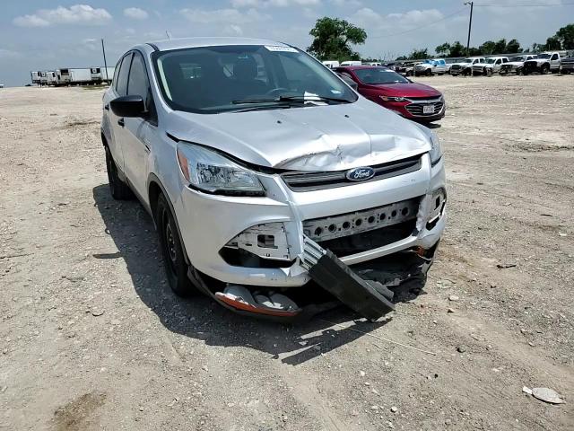 2016 Ford Escape S VIN: 1FMCU0F73GUA52713 Lot: 65009565