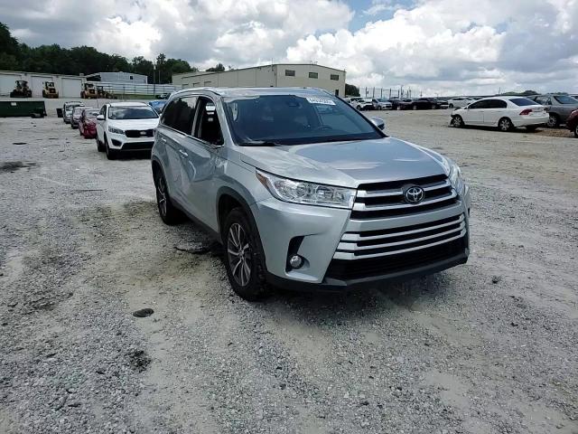 2019 Toyota Highlander Se VIN: 5TDKZRFH0KS566109 Lot: 64934505