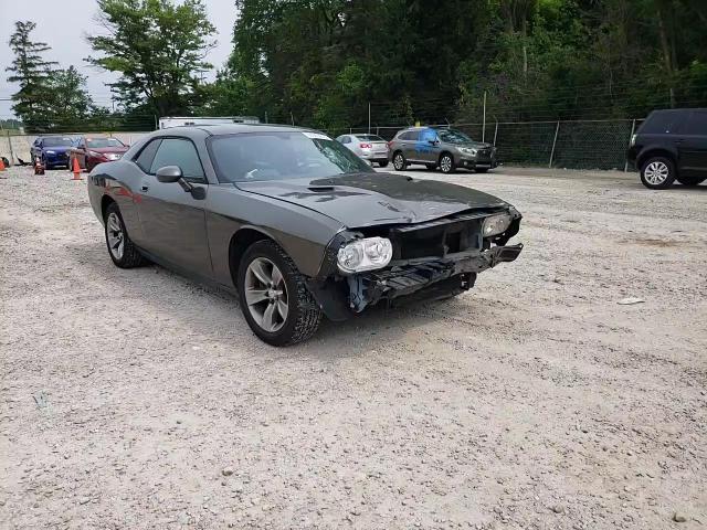2009 Dodge Challenger Se VIN: 2B3LJ44V99H522563 Lot: 64043815