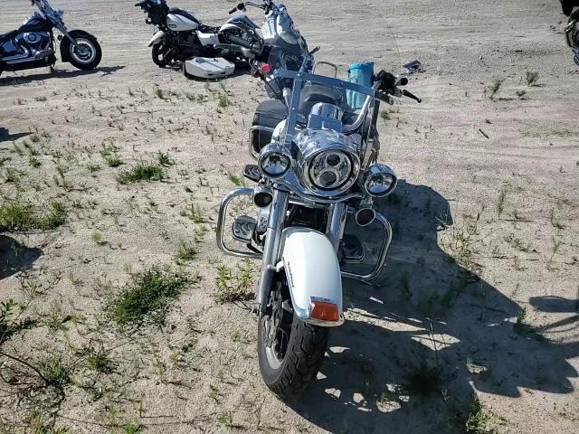 2005 Harley-Davidson Flhri VIN: 1HD1FBW105Y665437 Lot: 62711485