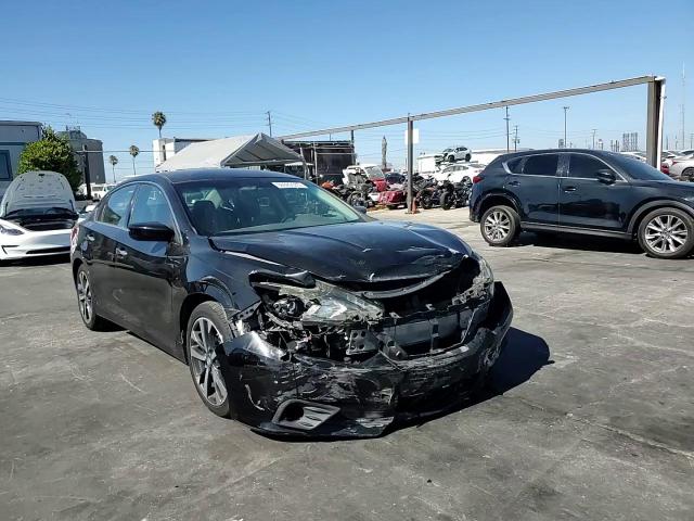 2017 Nissan Altima 3.5Sl VIN: 1N4BL3AP1HC186015 Lot: 66689535
