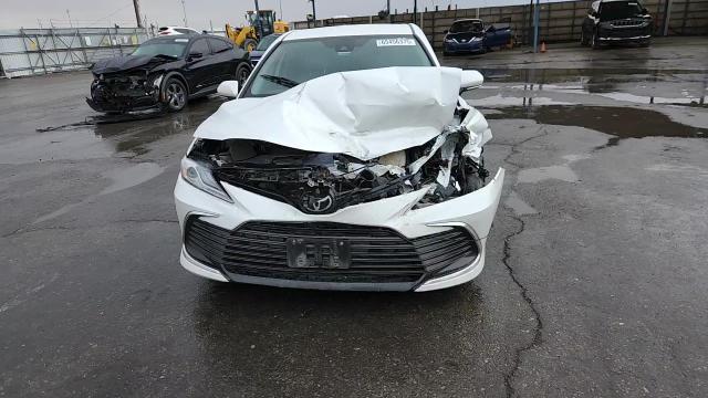 2024 Toyota Camry Xle VIN: 4T1F11AK7RU858905 Lot: 65456375