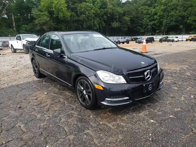 2013 Mercedes-Benz C 300 4Matic VIN: WDDGF8ABXDR256665 Lot: 64258295
