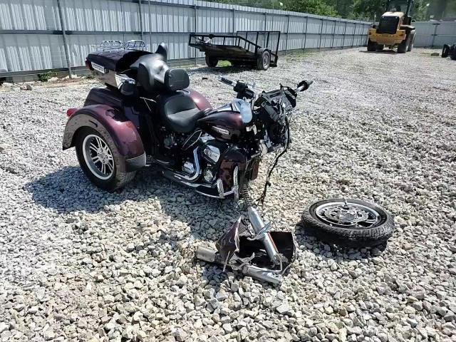 2019 Harley-Davidson Flhtcutg VIN: 1HD1MAF1XKB852800 Lot: 64147385