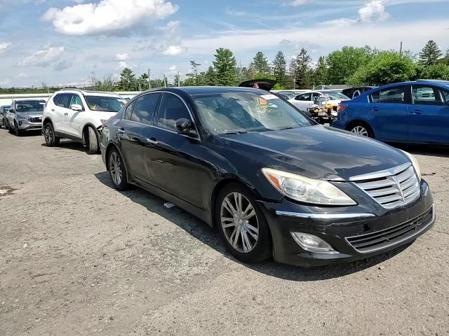 2014 Hyundai Genesis 3.8L VIN: KMHGC4DD2EU261815 Lot: 63349615
