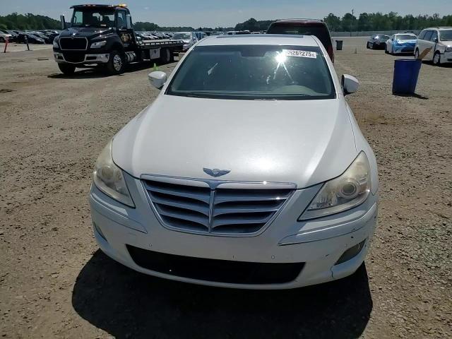 2011 Hyundai Genesis 4.6L VIN: KMHGC4DF6BU118329 Lot: 68442965