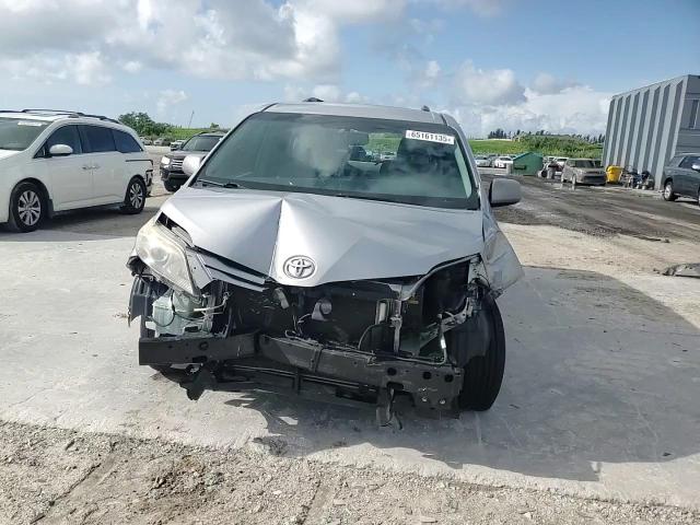 2017 Toyota Sienna Le VIN: 5TDKZ3DC6HS834710 Lot: 65161135