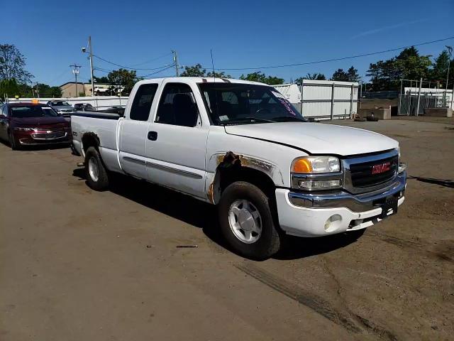 2003 GMC New Sierra K1500 VIN: 2GTEK19V931325873 Lot: 65036575