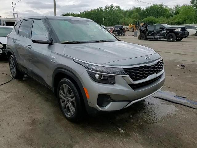 2021 Kia Seltos Lx VIN: KNDEPCAA2M7092901 Lot: 67084595