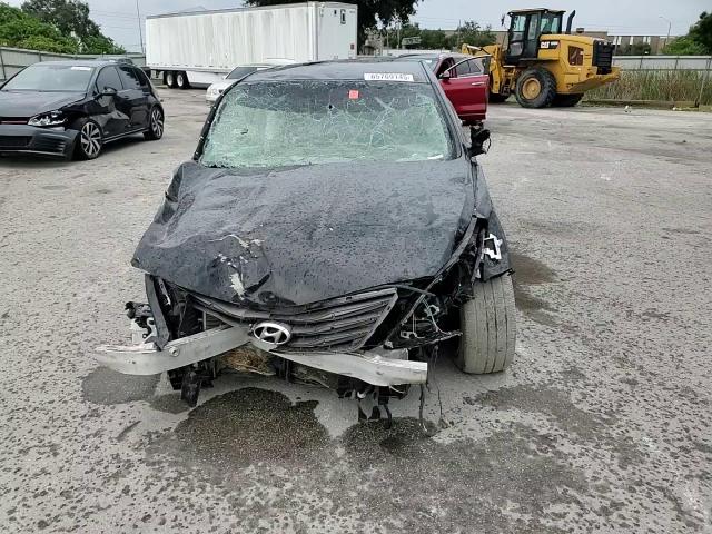 2017 Hyundai Azera VIN: KMHFG4JG9HA588751 Lot: 65769145