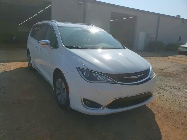 2018 Chrysler Pacifica Hybrid Limited VIN: 2C4RC1N72JR124708 Lot: 63746275