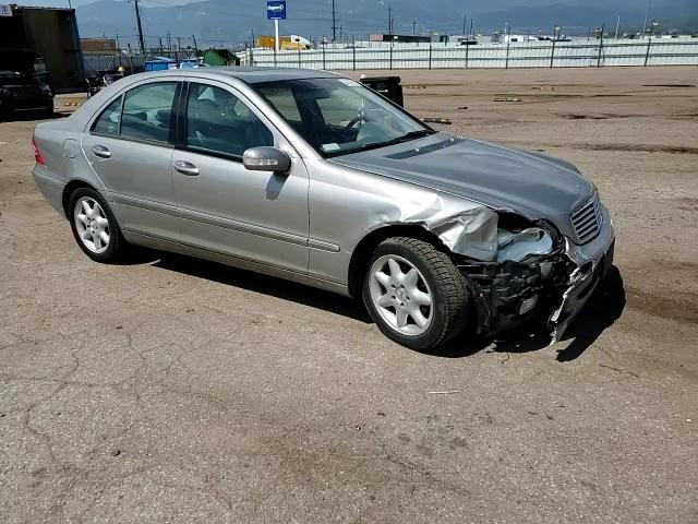 2004 Mercedes-Benz C 240 VIN: WDBRF61J34E018046 Lot: 64320535