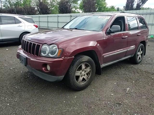 2007 Jeep Grand Cherokee Laredo VIN: 1J8GR48K07C588145 Lot: 63592875