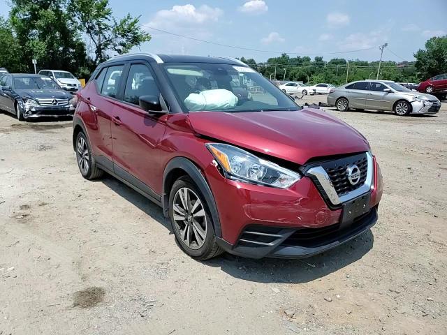 2020 Nissan Kicks Sv VIN: 3N1CP5CV1LL570886 Lot: 65821025