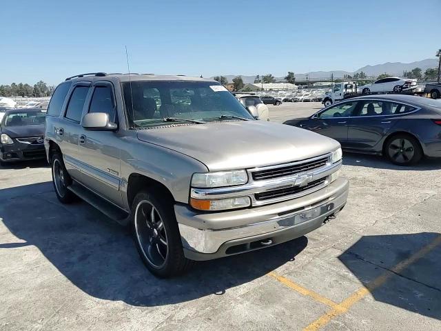 2002 Chevrolet Tahoe C1500 VIN: 1GNEC13T62R243097 Lot: 64210815