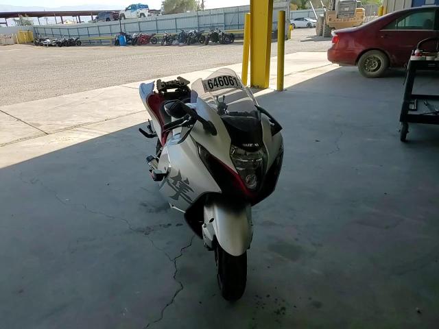 2022 Suzuki Gsx1300 Rr VIN: JS1EJ11B4N7100023 Lot: 64606135