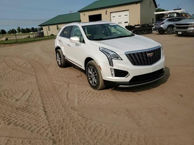 2022 Cadillac Xt5 Premium Luxury VIN: 1GYKNDR46NZ131373 Lot: 64070755