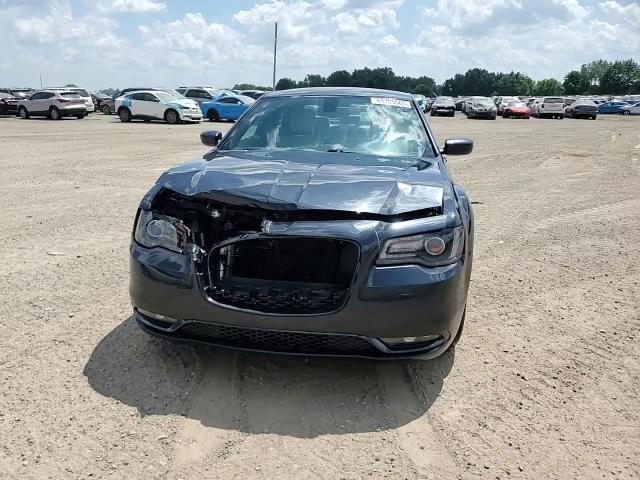 2017 Chrysler 300 S VIN: 2C3CCAGG1HH512858 Lot: 65785565