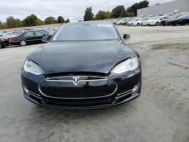 2013 Tesla Model S VIN: 5YJSA1CP6DFP12590 Lot: 65260825