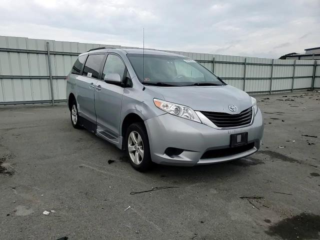 2014 Toyota Sienna Le VIN: 5TDKK3DC2ES507432 Lot: 62598565