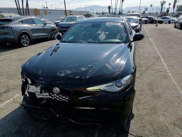 2017 Alfa Romeo Giulia VIN: ZARFAEBNXH7551509 Lot: 65294925