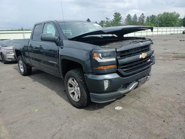 2018 Chevrolet Silverado K1500 Lt VIN: 2GCVKREC2J1113655 Lot: 65085305