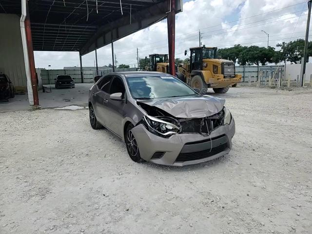 2015 Toyota Corolla L VIN: 5YFBURHE8FP338455 Lot: 65526805