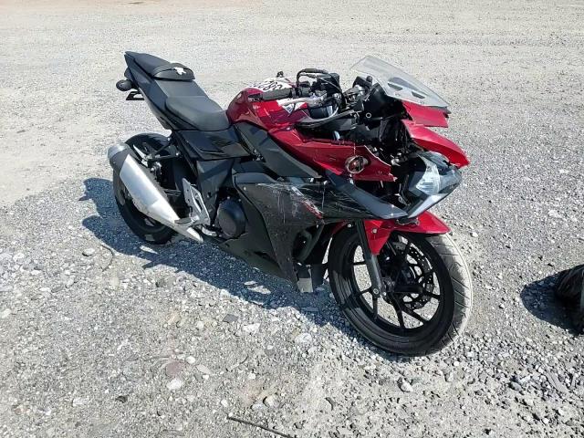 2019 Suzuki Gsx250R M VIN: LC6DN11AXK1100289 Lot: 64468235