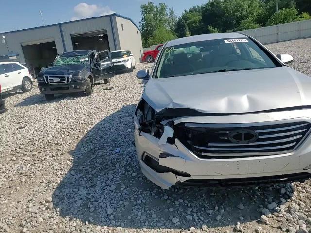 2017 Hyundai Sonata Se VIN: 5NPE24AF8HH561507 Lot: 63807745