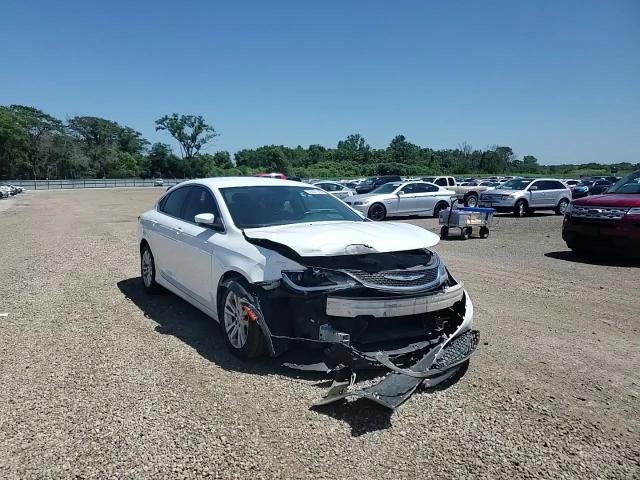 2015 Chrysler 200 Limited VIN: 1C3CCCAB1FN600922 Lot: 65607555
