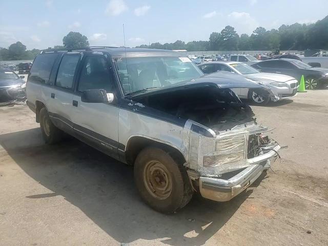 1994 GMC Suburban C1500 VIN: 1GKEC16KXRJ724950 Lot: 64303265