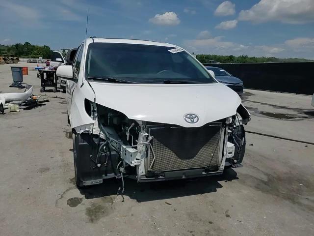 2013 Toyota Sienna Xle VIN: 5TDYK3DC7DS321765 Lot: 64584665
