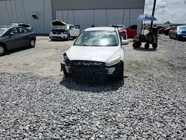 2016 Ford Focus Se VIN: 1FADP3F22GL304677 Lot: 65279845