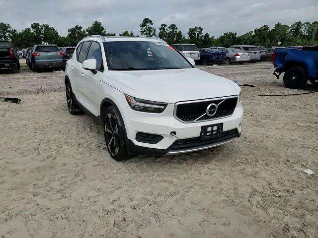 2019 Volvo Xc40 T5 Momentum VIN: YV4162XZ4K2018914 Lot: 63519805