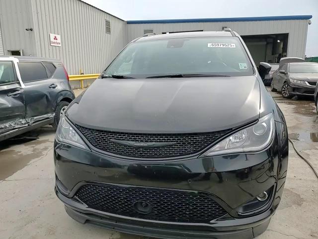 2020 Chrysler Pacifica Touring L Plus VIN: 2C4RC1EG2LR113047 Lot: 65979525