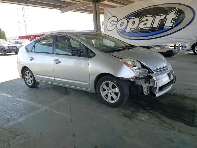 2004 Toyota Prius VIN: JTDKB20U240116730 Lot: 64180455