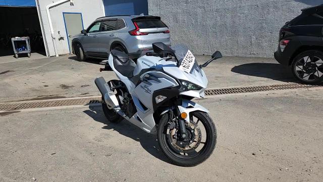 2024 Kawasaki Ex500 VIN: ML5EXGG17RDA31354 Lot: 63742645