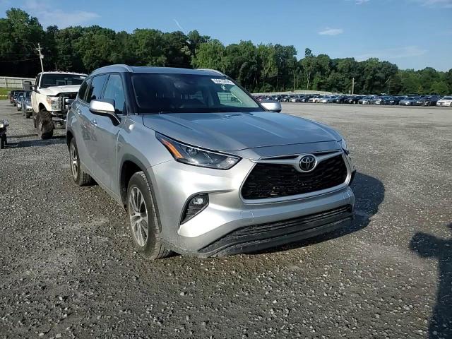 2022 Toyota Highlander Xle VIN: 5TDGZRAH2NS544663 Lot: 66413455