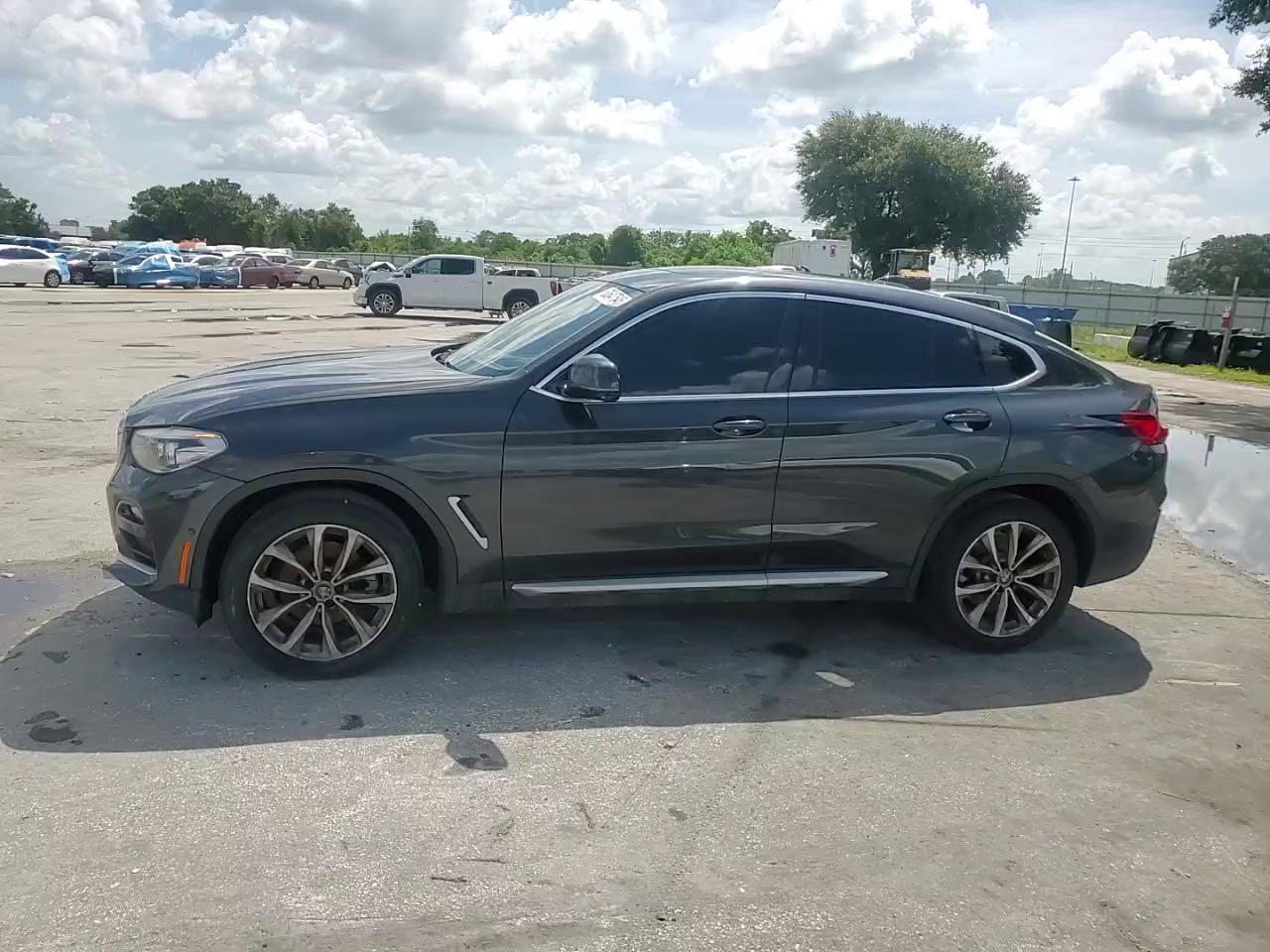 Фото: 5UXUJ3C50KLG51820