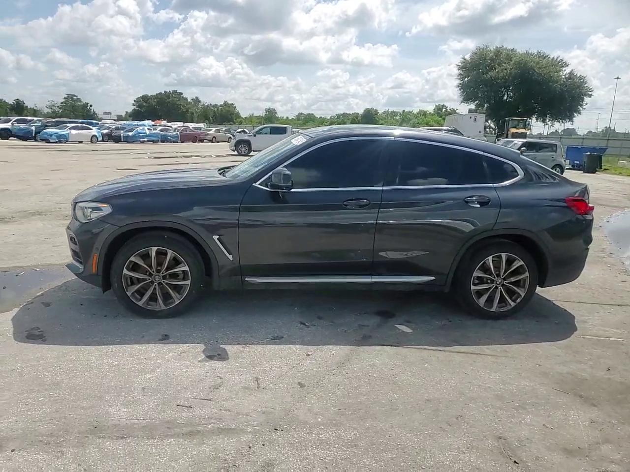 Фото: 5UXUJ3C50KLG51820