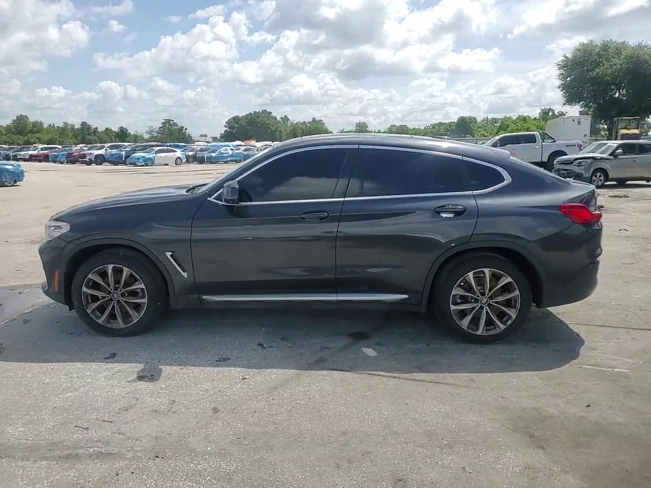 Фото: 5UXUJ3C50KLG51820