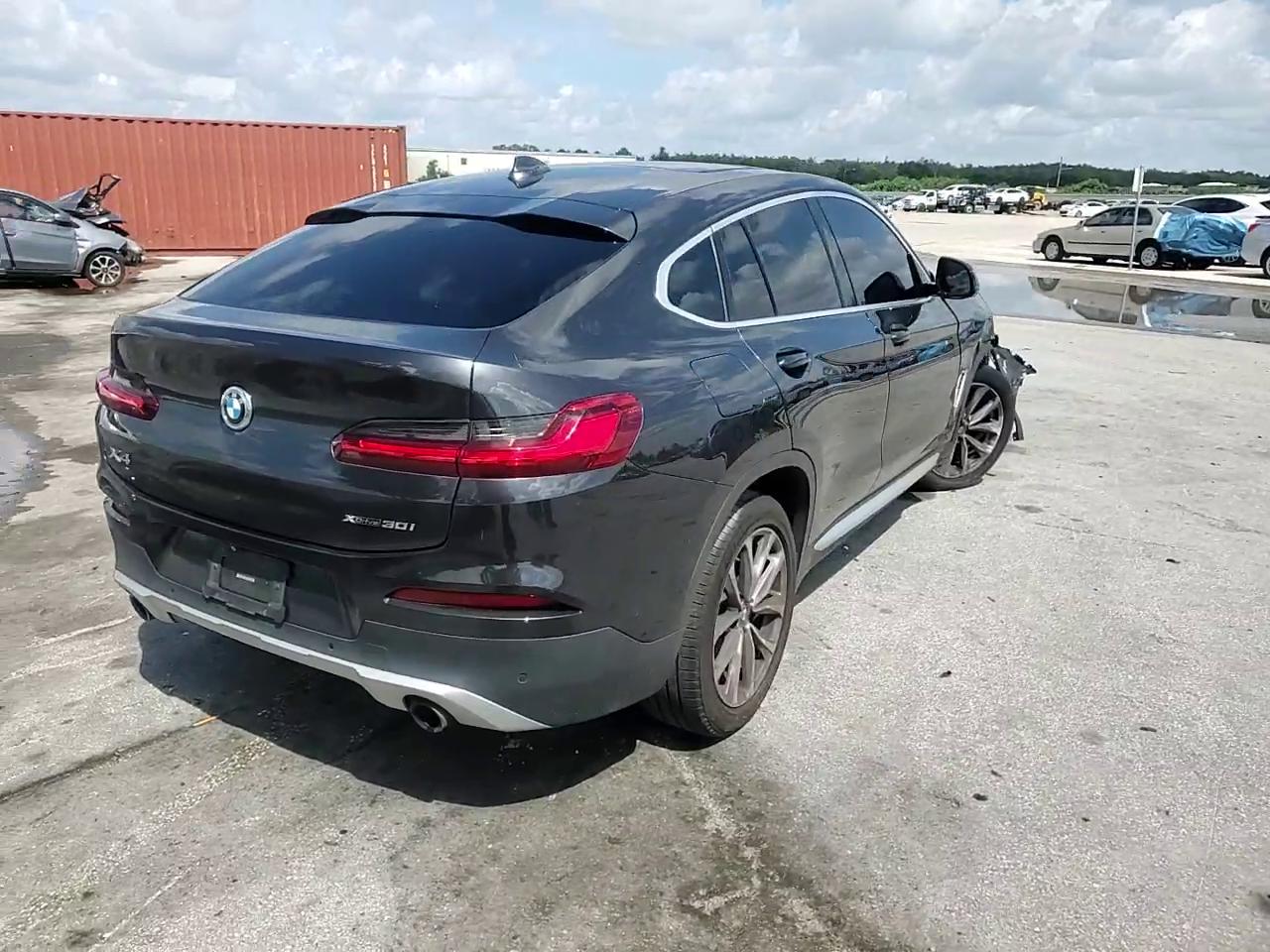 Фото: 5UXUJ3C50KLG51820