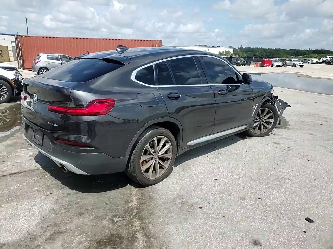 Фото: 5UXUJ3C50KLG51820