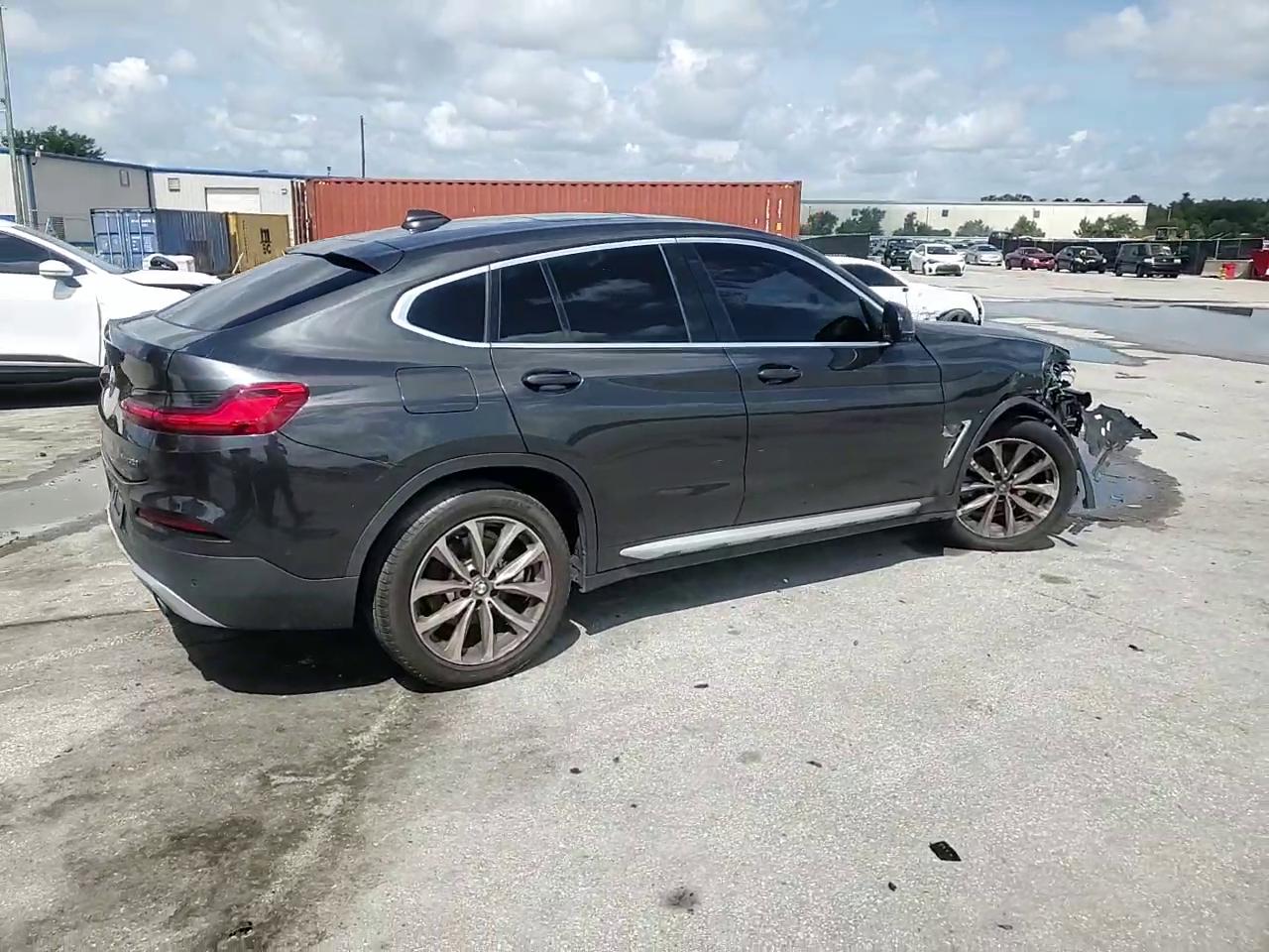 Фото: 5UXUJ3C50KLG51820