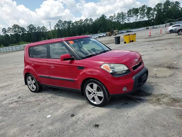 2010 Kia Soul + VIN: KNDJT2A25A7084669 Lot: 67025985